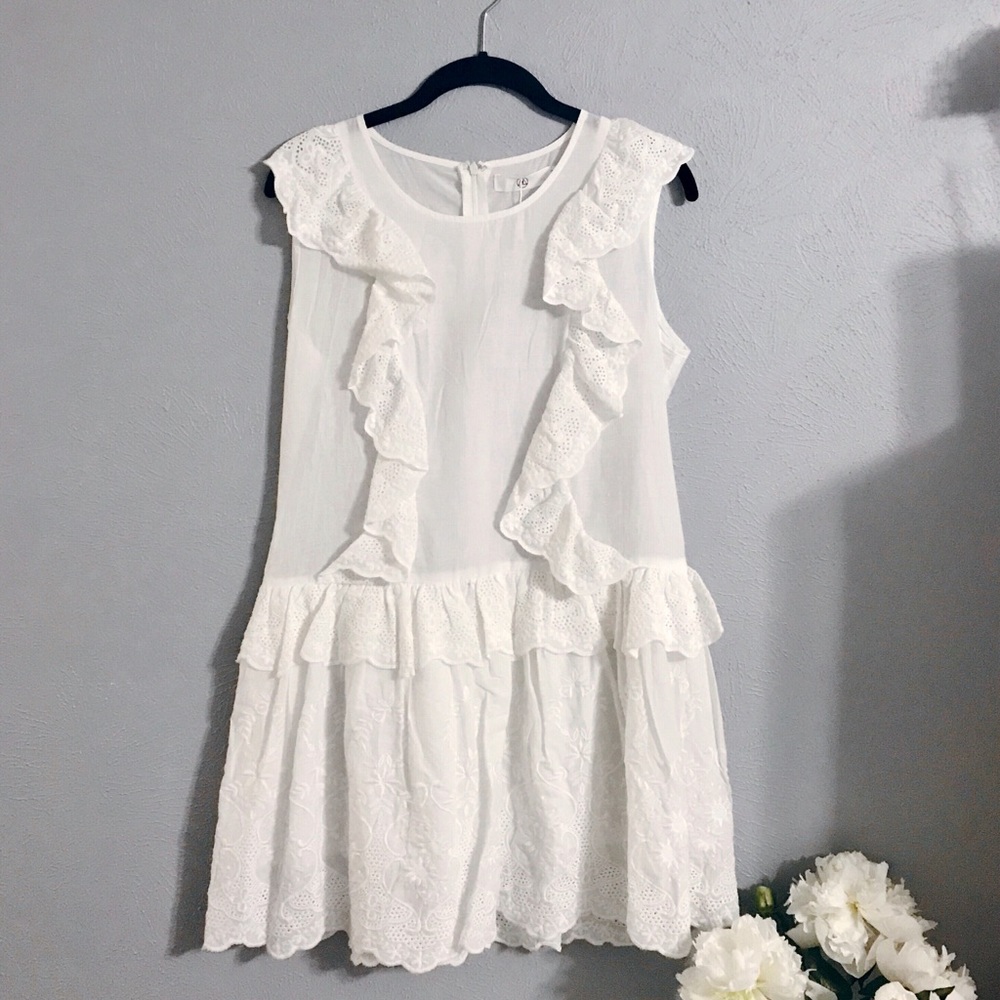 Missguided Lace Ruffle Dress - Cream / White (NWT)